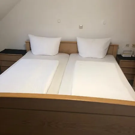 斯沙彻斯图布尔酒店 Talheim (Heilbronn)