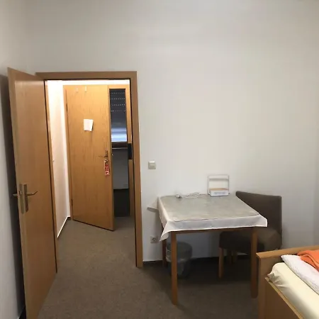 斯沙彻斯图布尔酒店 Talheim (Heilbronn)