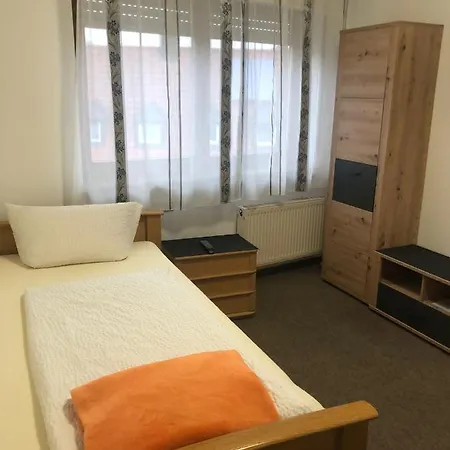 Ξενοδοχείο Schozacher Stueble 3*